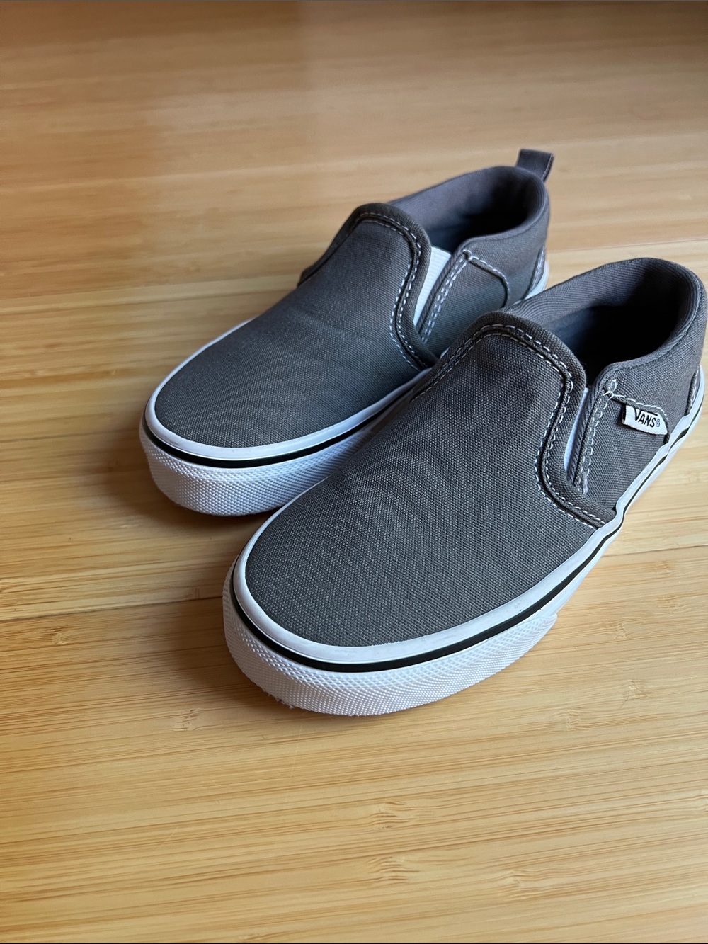Vans Kids Slip-On Sneakers in Gray with White Sole